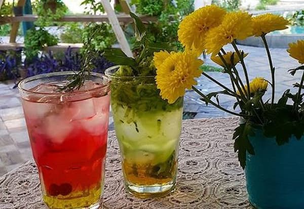 تصویر 5 از قیمت خرید شربت عرق نسترن و بیدمشک با فروش عمده